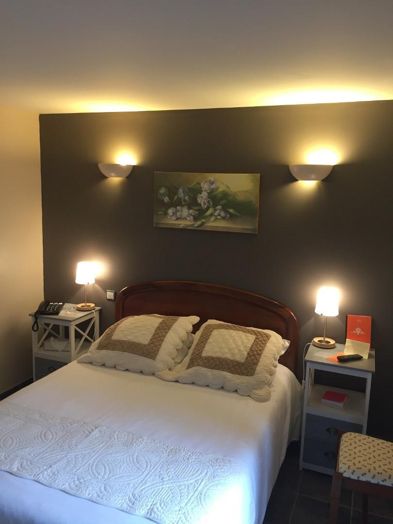 Auberge Du Cheval Blanc - Teritoria Selles-Saint-Denis Eksteriør bilde